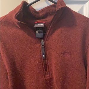 North Face pull over